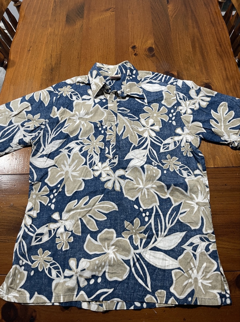 GO BAREFOOT Vintage Mens Hawaiian Blue Tan White Floral Leaf 1/4 Button SS Shirt